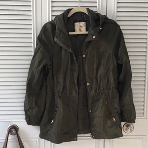 Olive green lightweight jacket